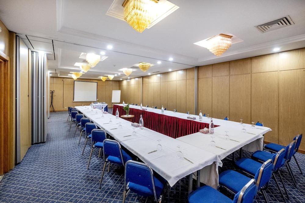 Hotel Ibn Khaldoun Tunisz Kültér fotó