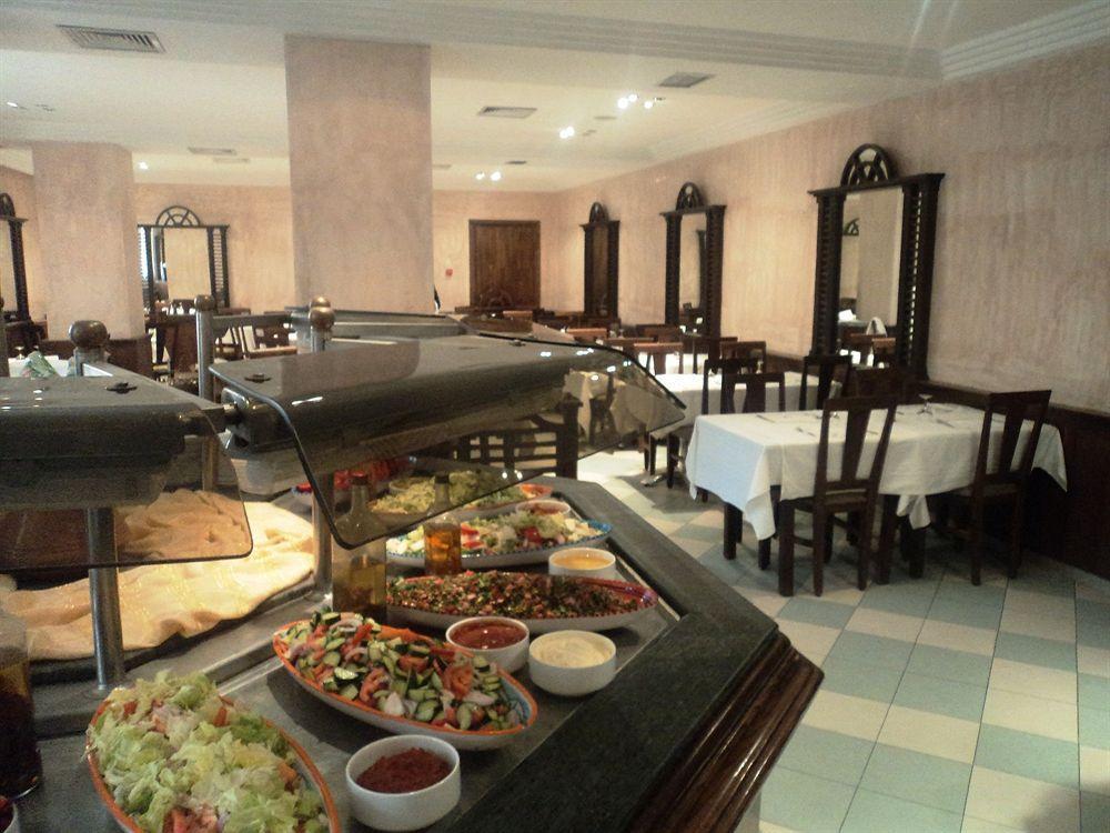 Hotel Ibn Khaldoun Tunisz Kültér fotó