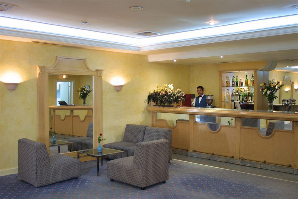 Hotel Ibn Khaldoun Tunisz Étterem fotó